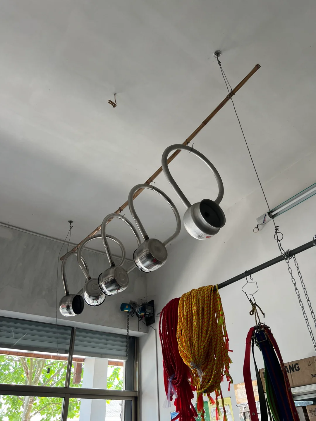 高手在民间—这是我见过收纳最清爽的五金店