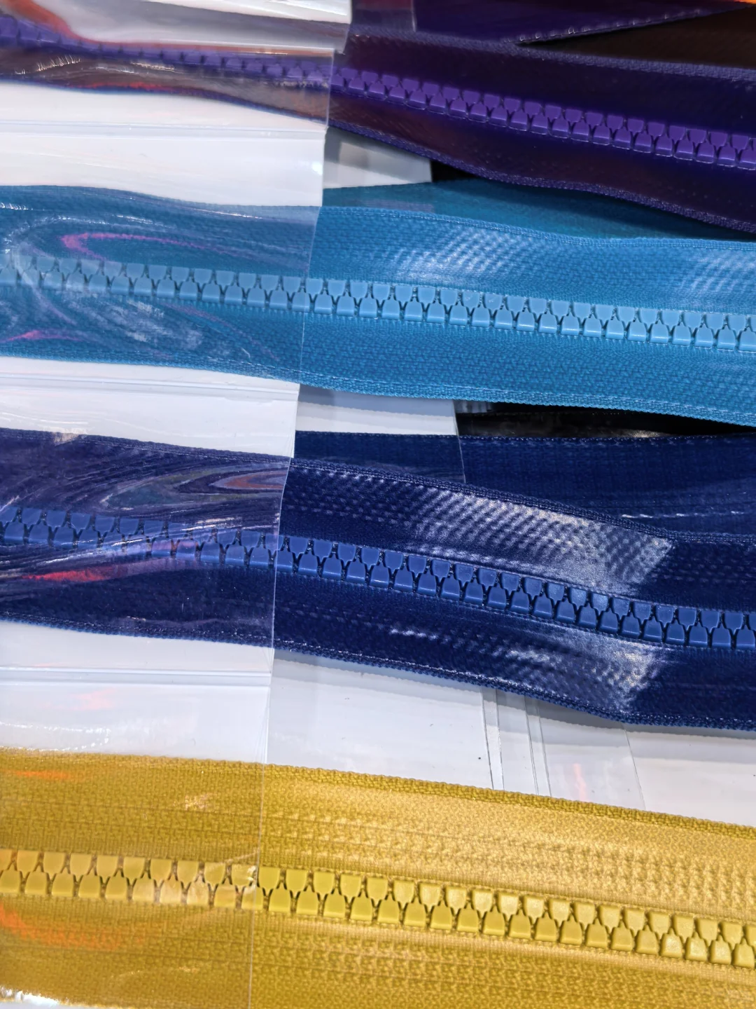 东北拉链实力工厂，市场单外贸单大单小单均