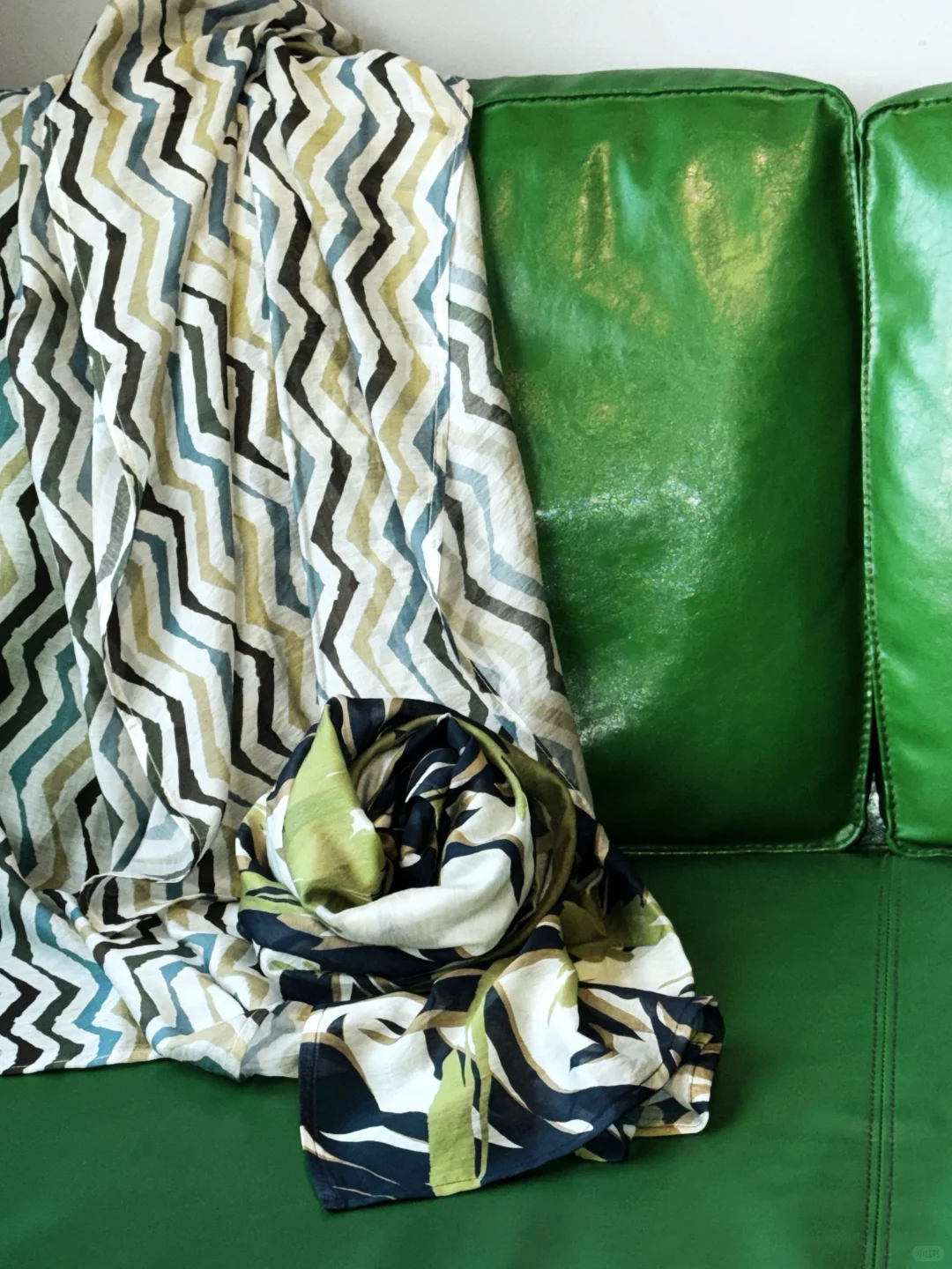 品牌花布：国庆出游没丝巾怎么行？