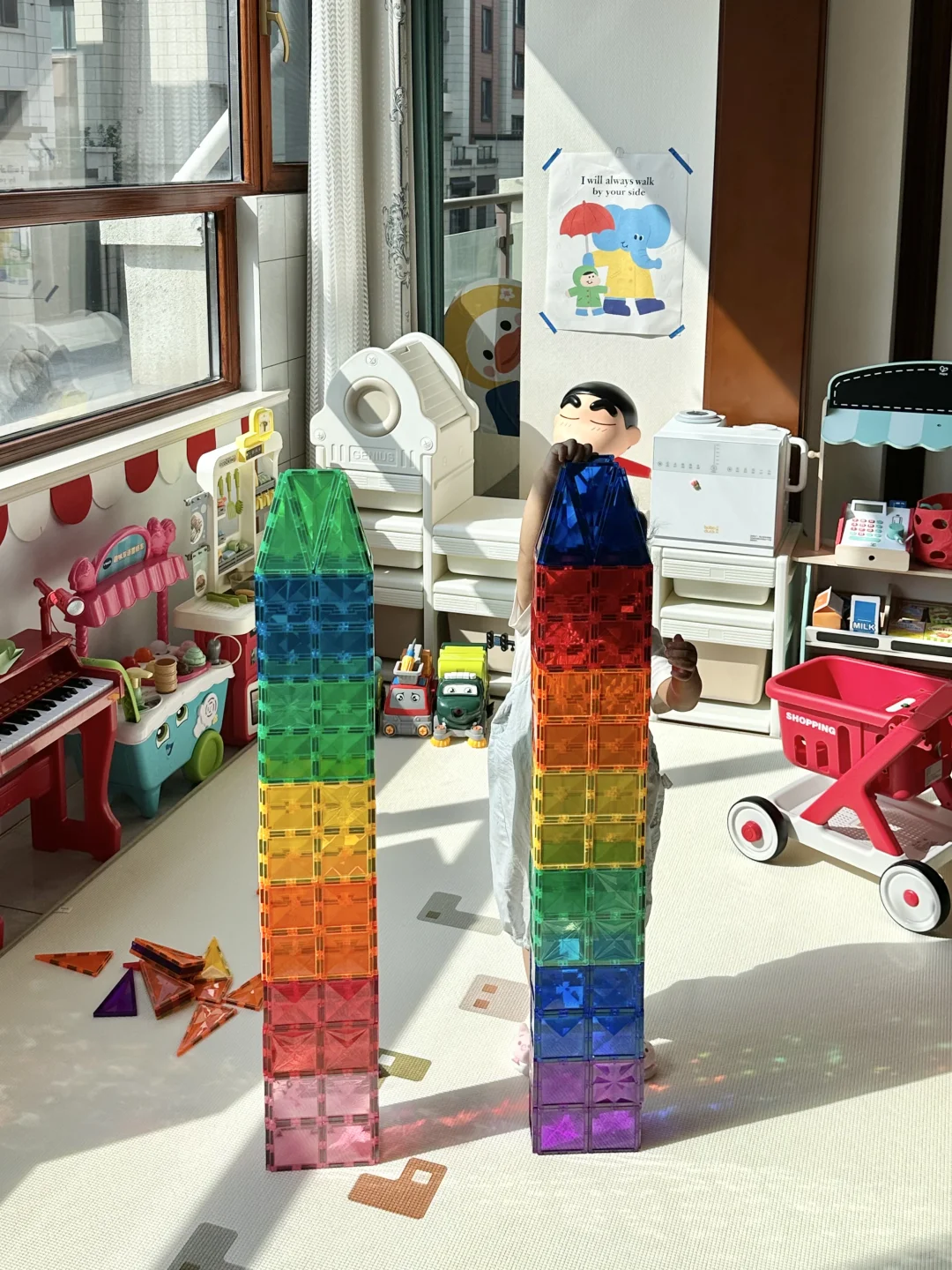 巴掌大的阳台装满了女儿的快乐