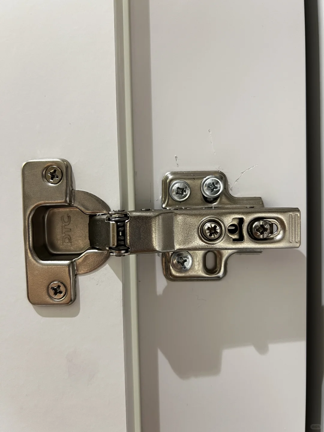 金属衣柜安装细节反馈(使用2年后)