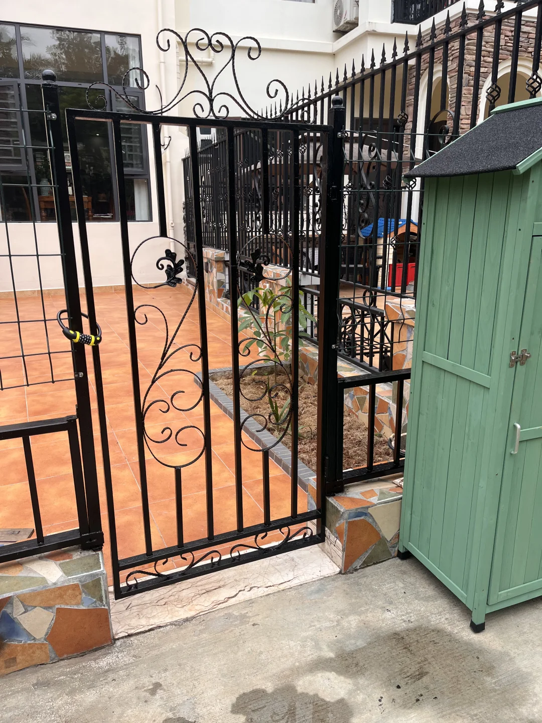 自制铁艺门+铁丝网围栏 25-11-3