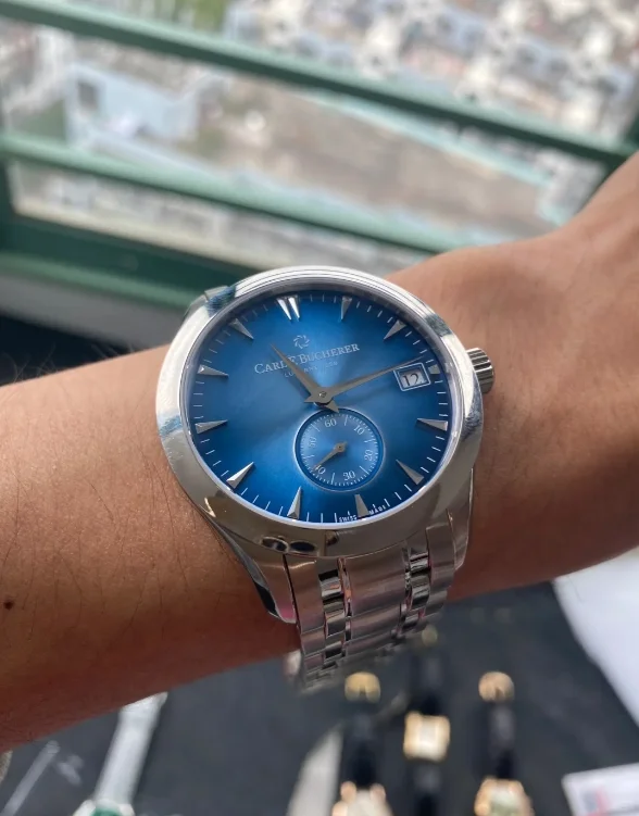 探秘华贸宝齐莱手表故障检测的精密仪器设备