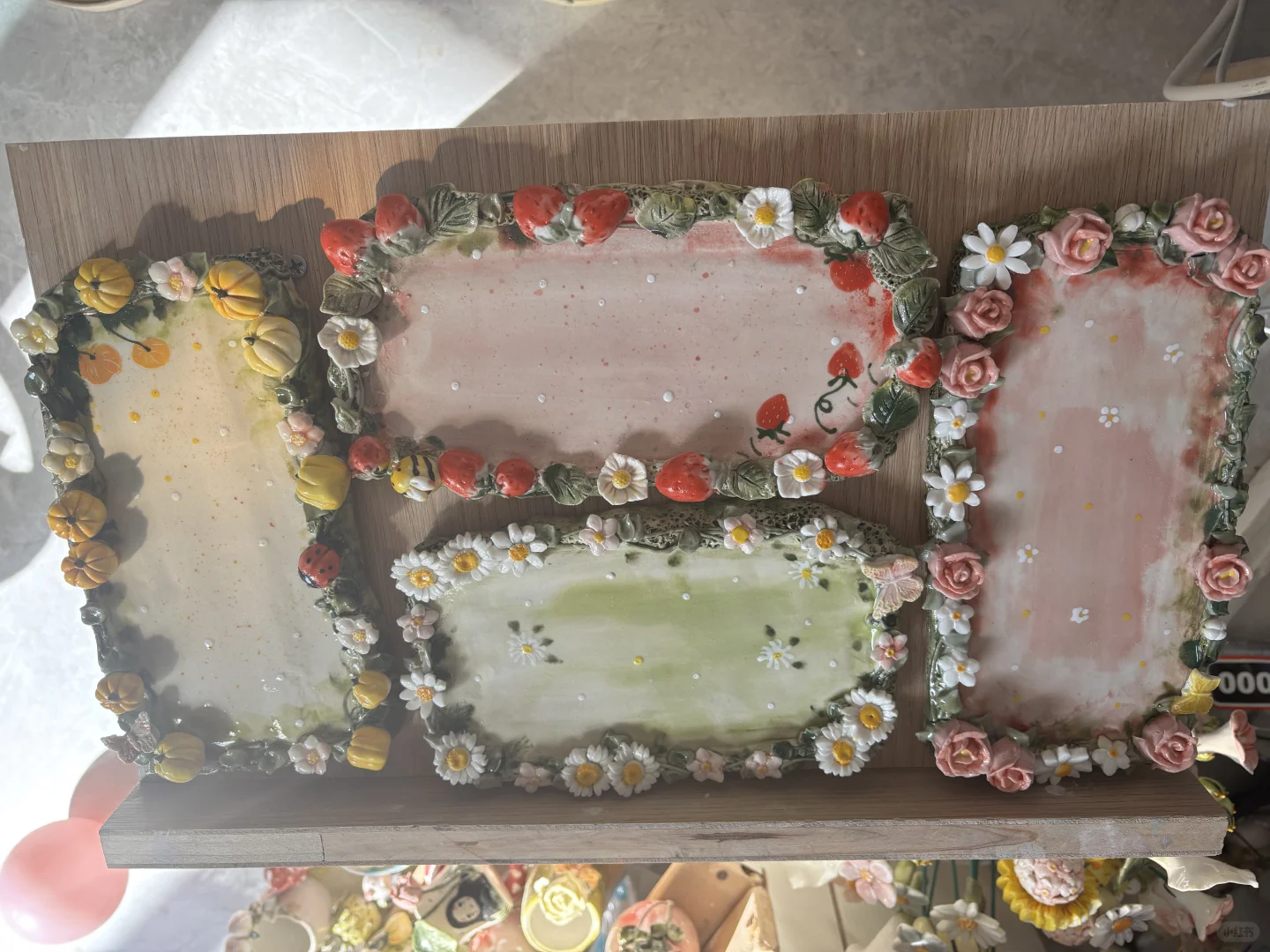 最近出窑的托盘合照