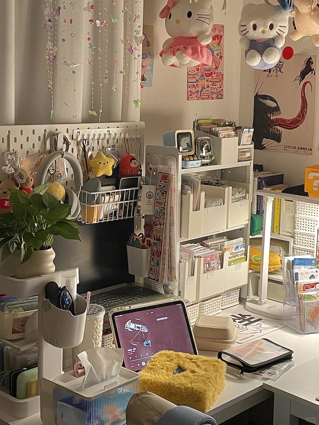 ?实用桌面收纳｜让书桌平地起高楼！！?