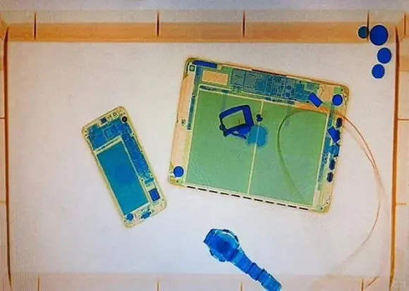 ✈️越南机场安检新规！?不脱鞋不掏电脑