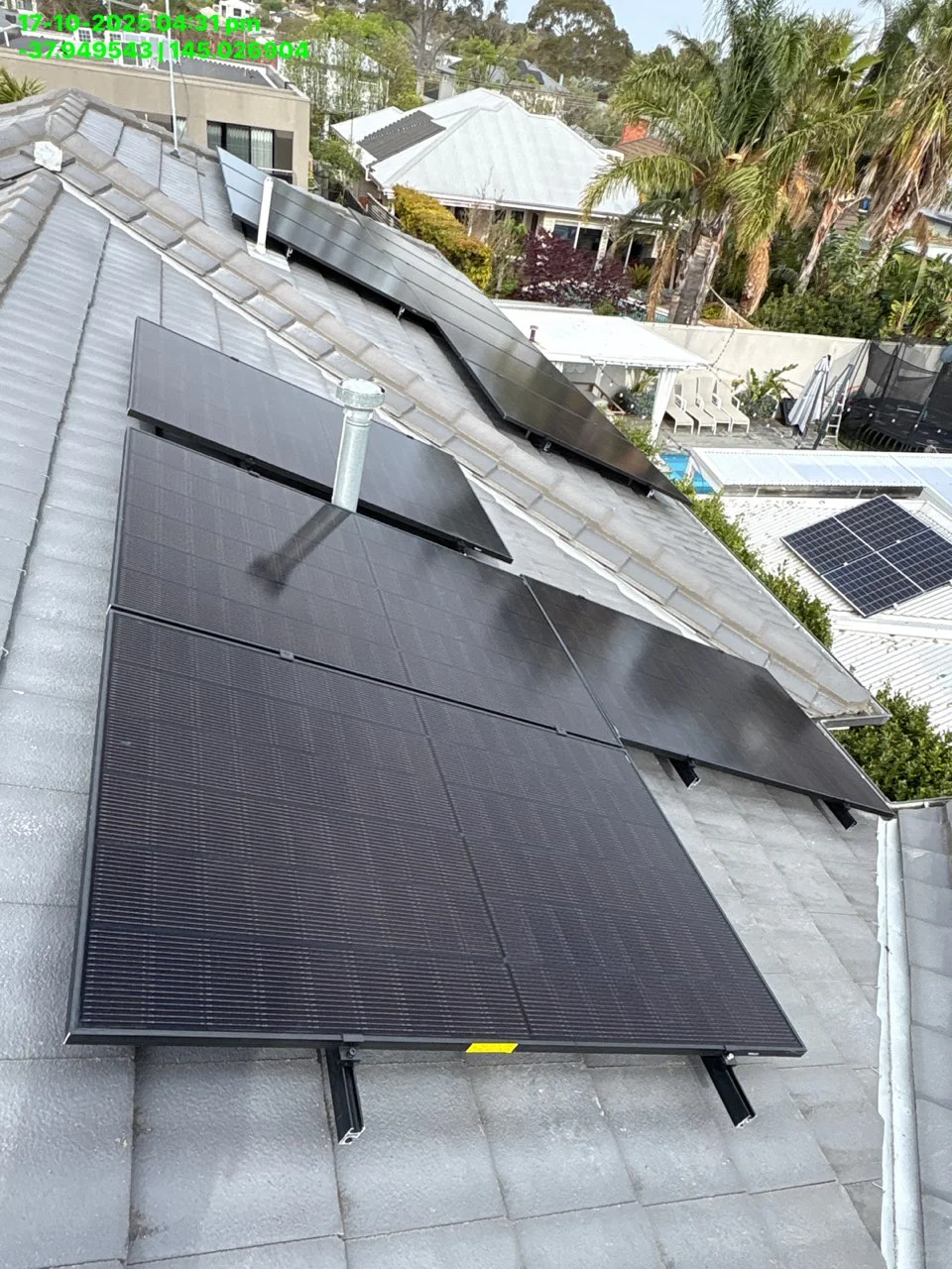 墨尔本自家装了太阳能+家用储能电池