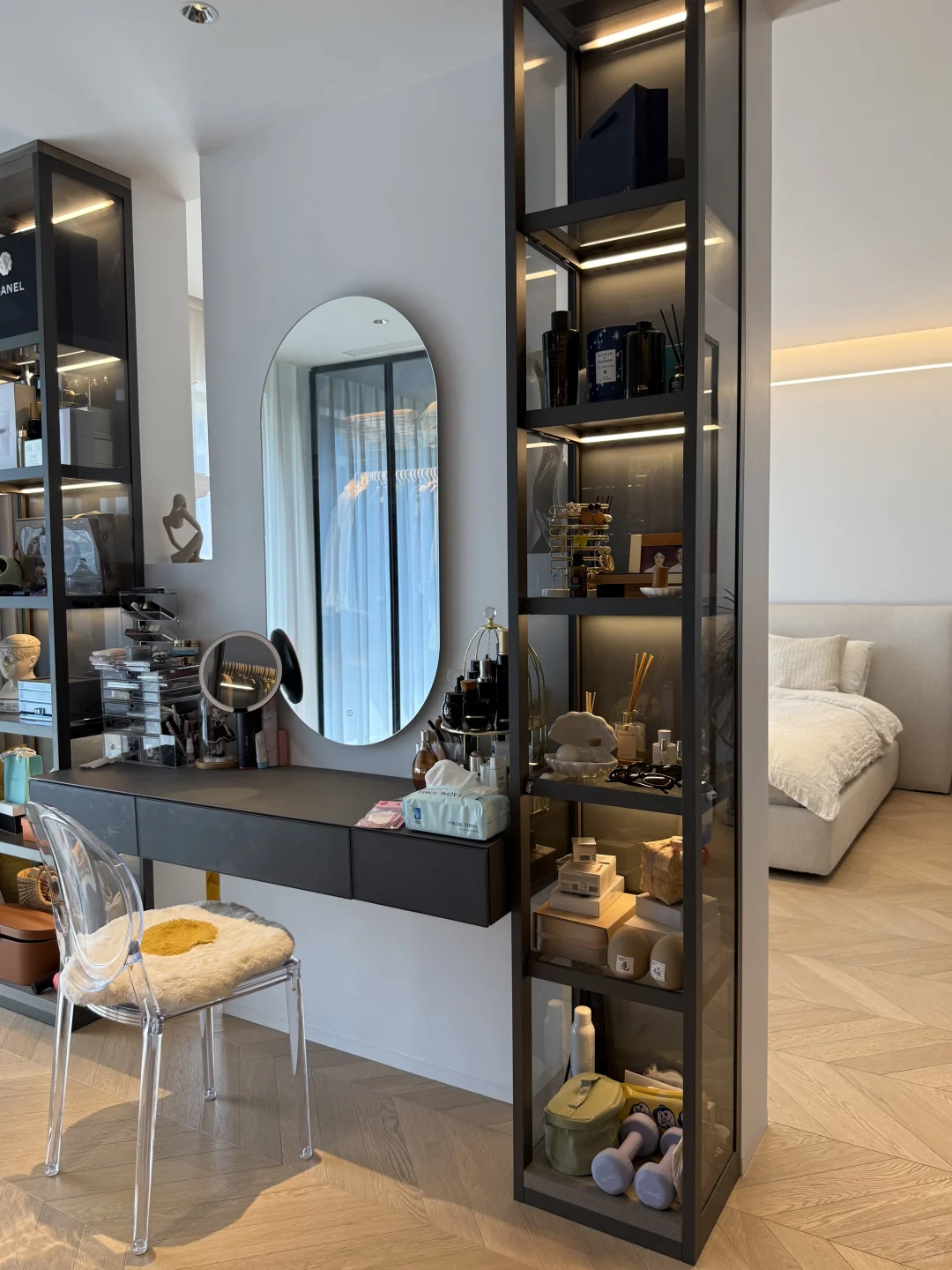 衣帽间这样设计 收纳直接翻倍！