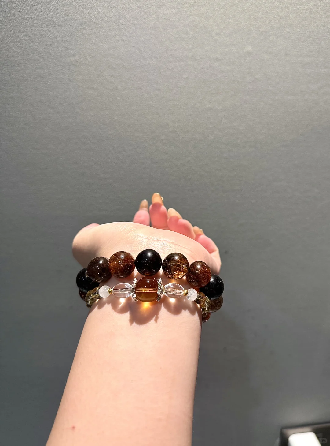 标题越短，事情越大