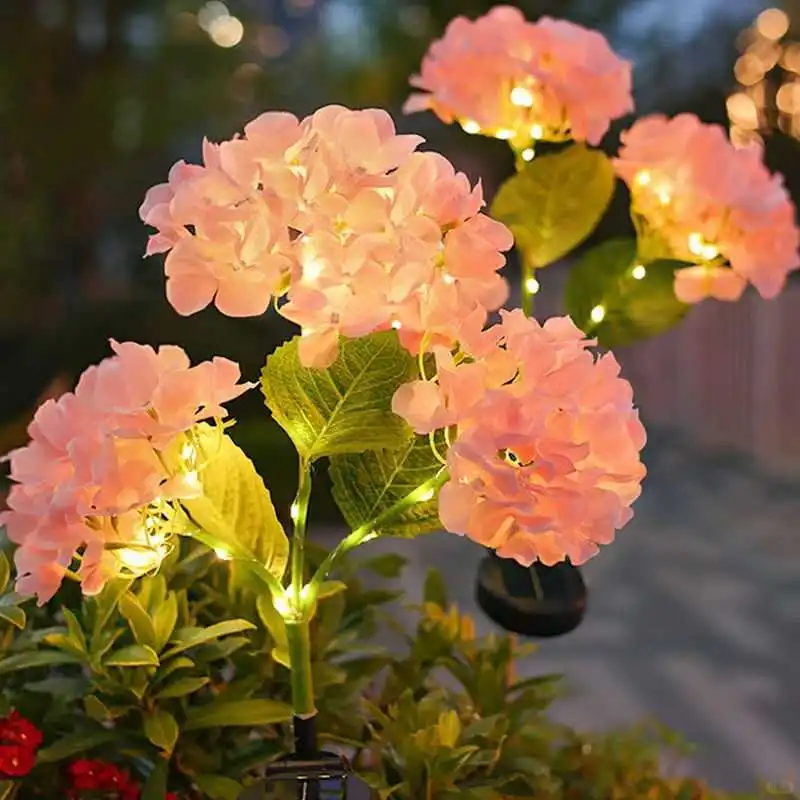 太阳能绣球灯:点亮庭院浪漫氛围✨