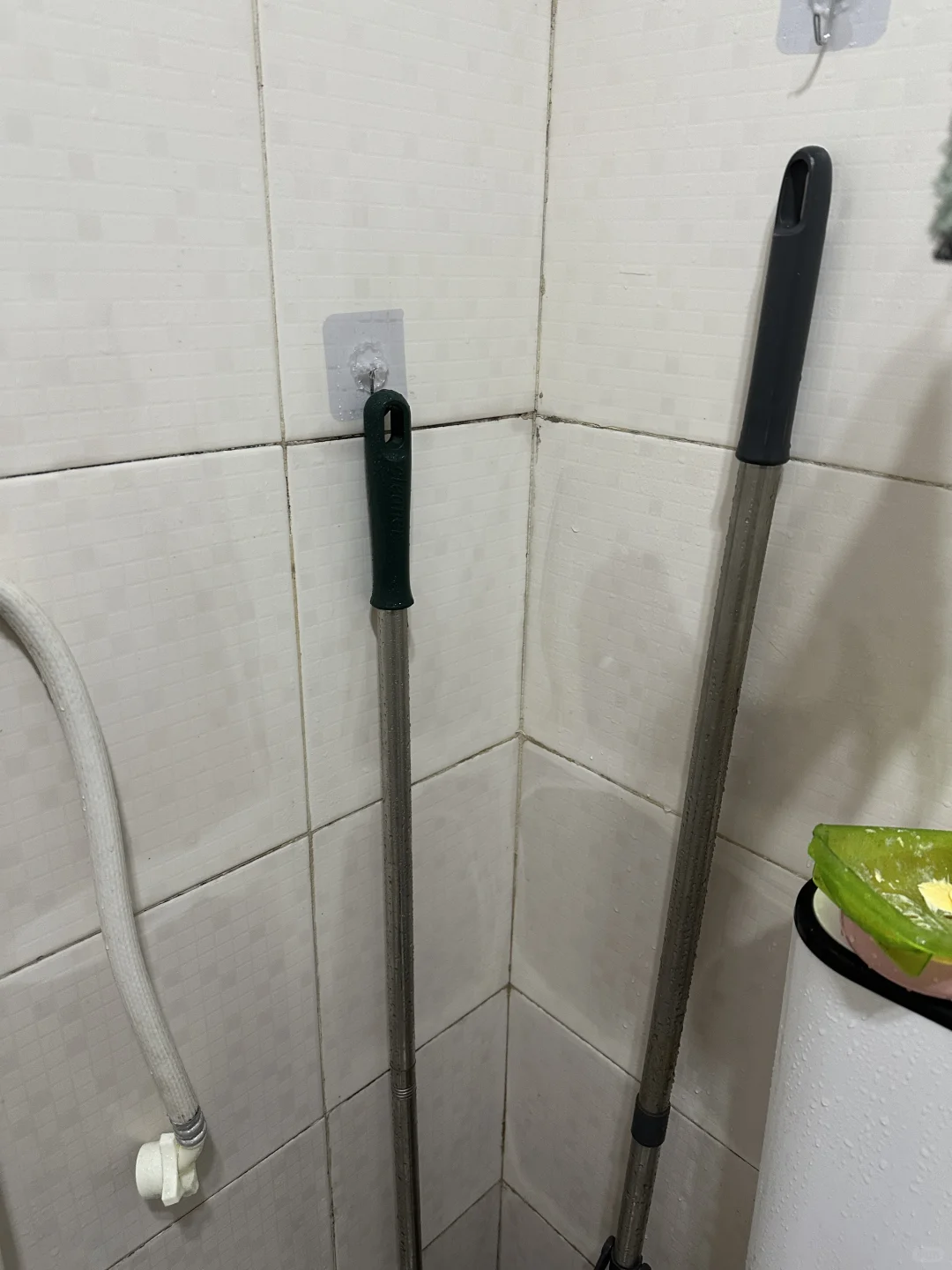 卫生间不换一体灯低成本改善照明灯光!