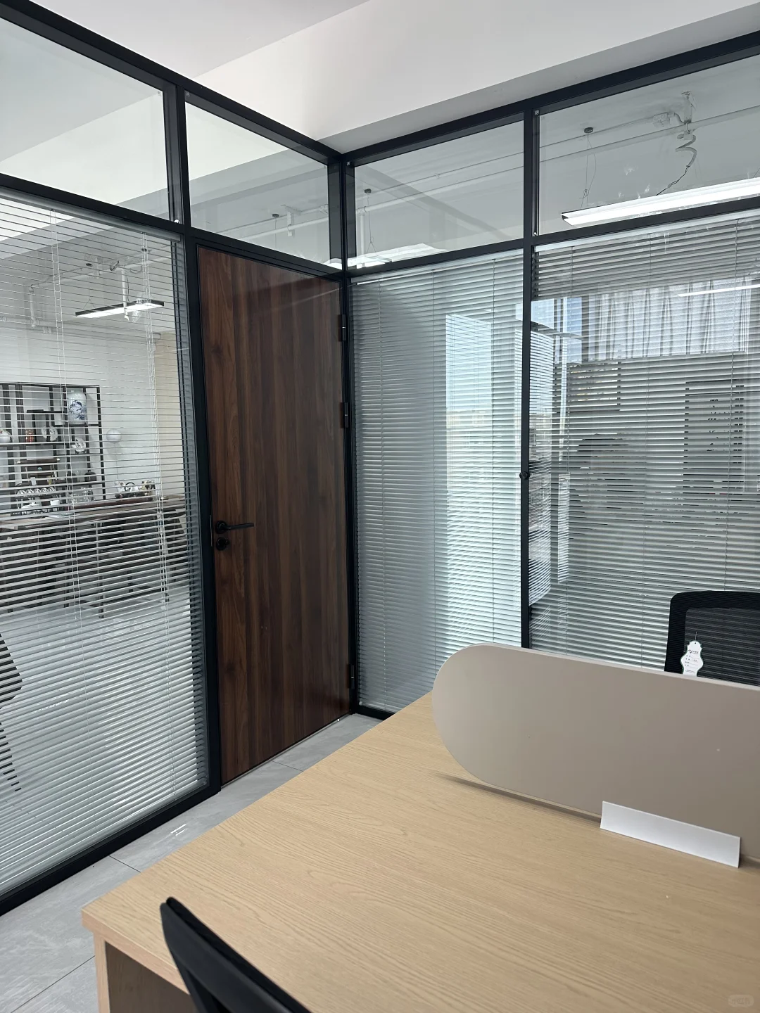 敲喜欢的玻璃隔断！