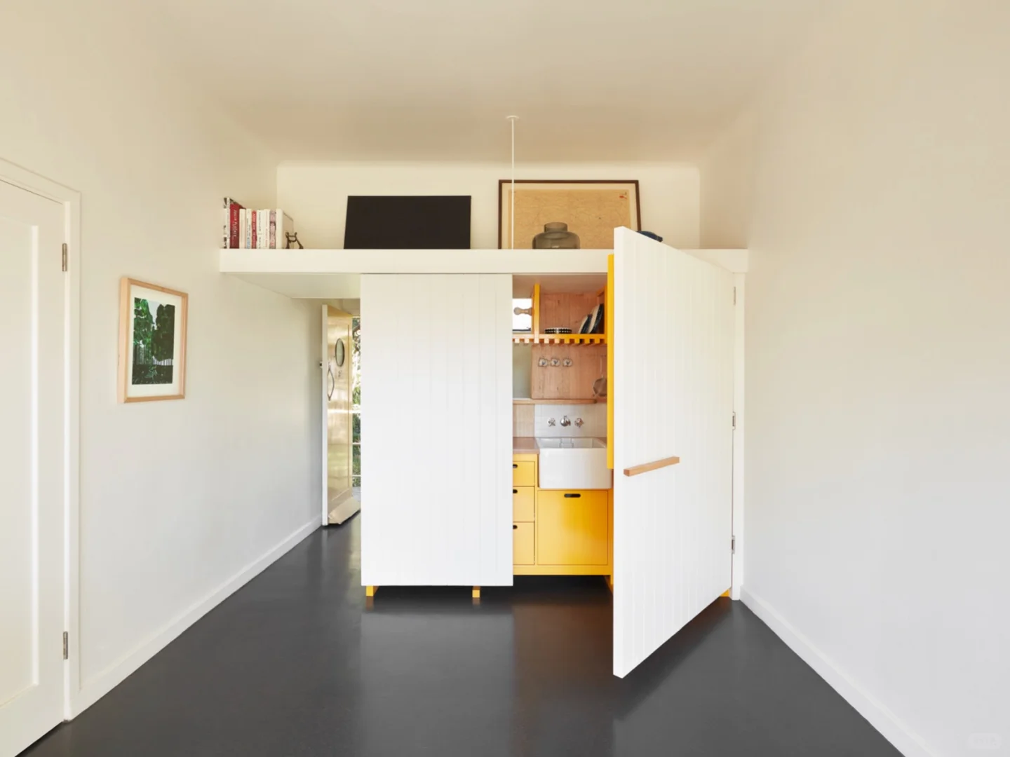 思考|开合自由的隐藏式厨房