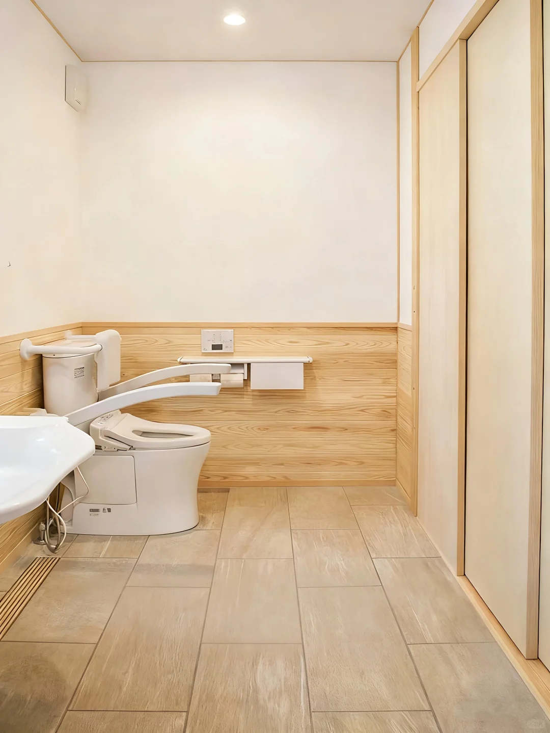 适老设计的本质：是便利，更是温柔的守护