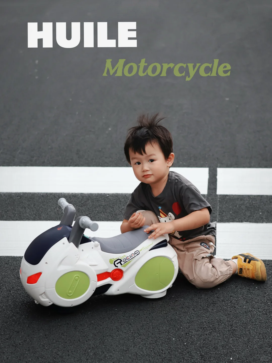 周岁送礼物都选它！今天是酷盖摩托小孩哥