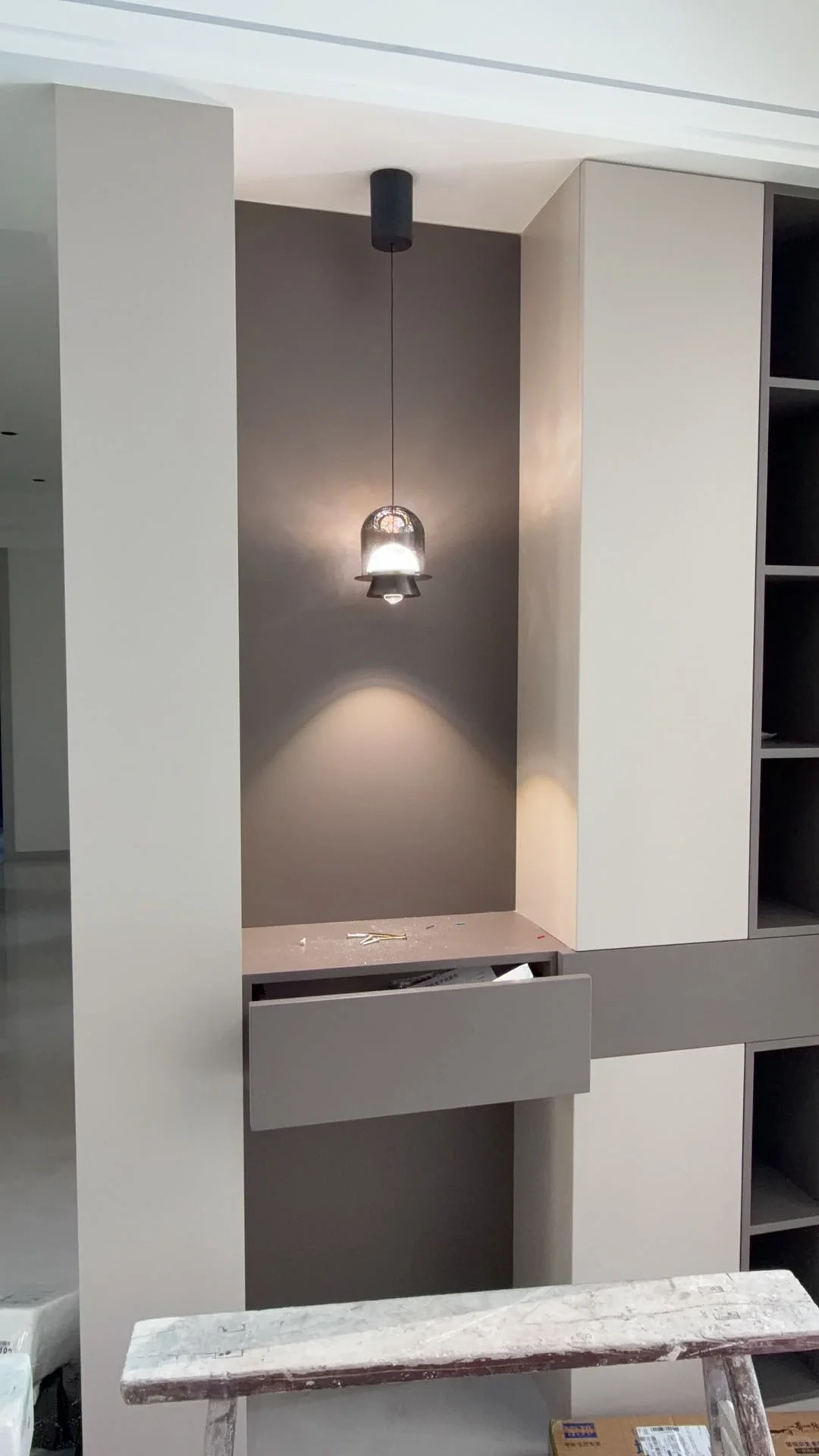 简约玻璃吊灯，营造温馨空间氛围！L