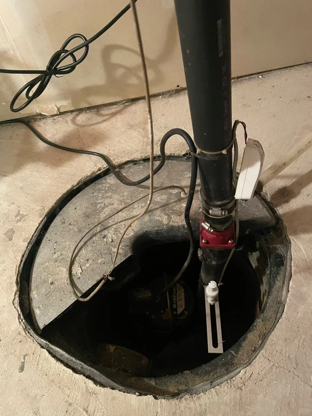 湖边区住宅的防水报警系统