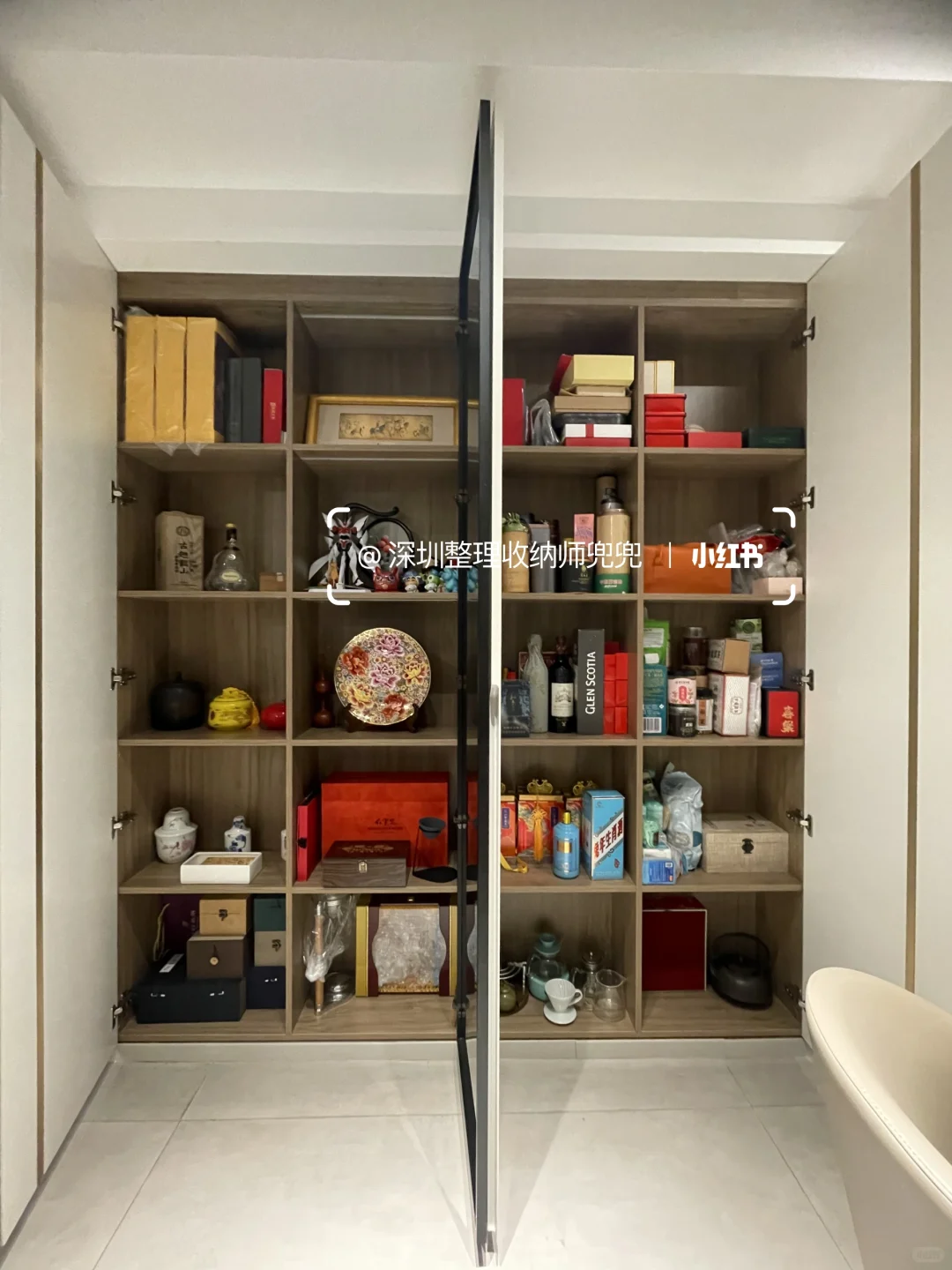 案例对比:从“乱室佳人”到“治愈空间!