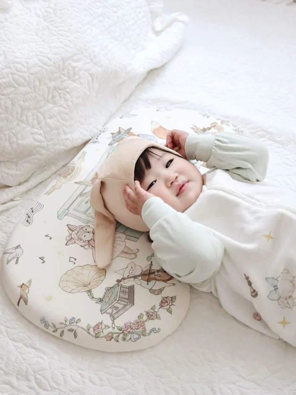 秋季带娃怕踢被着凉？?童话风睡袋救大命
