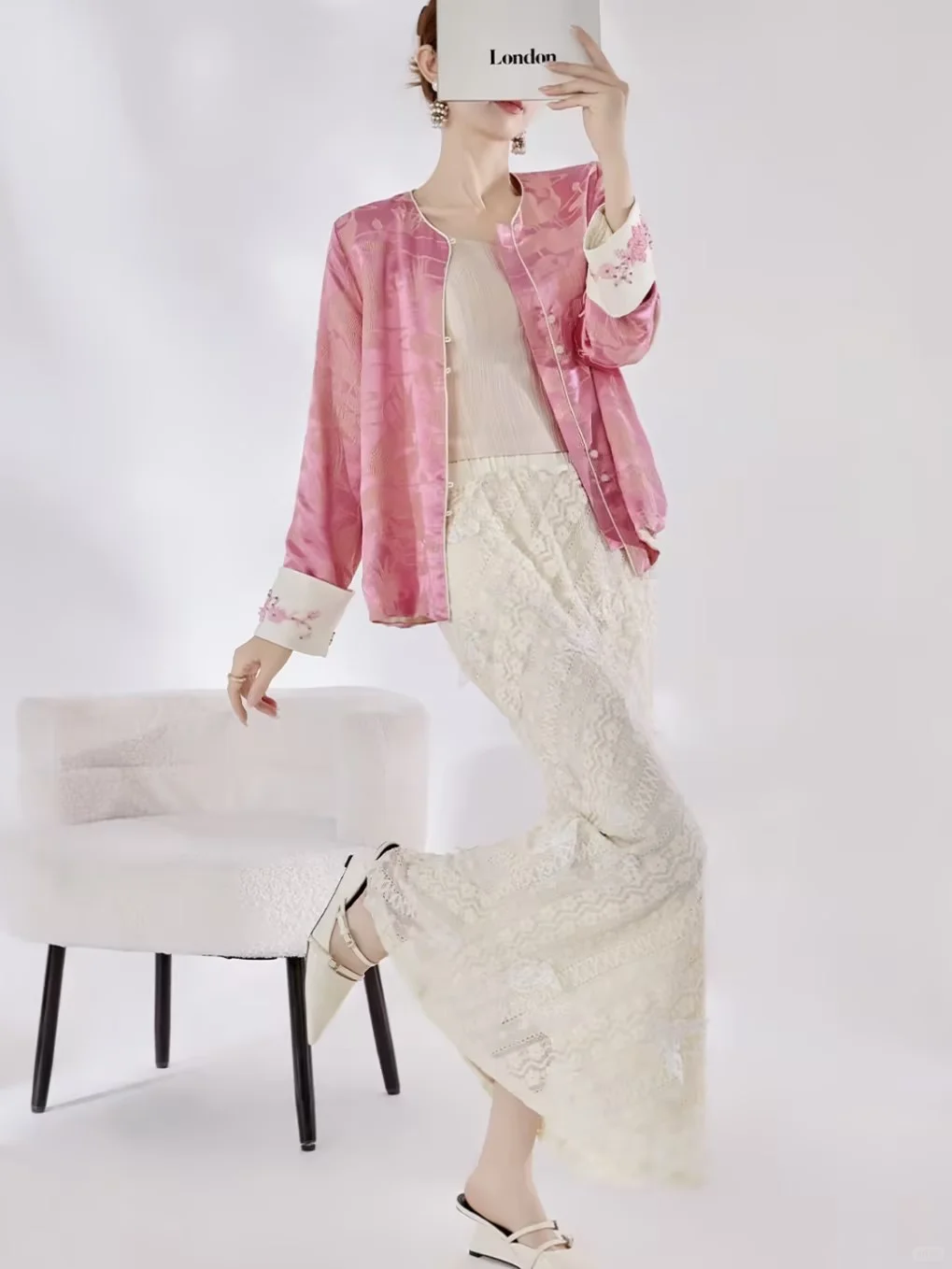 ?春季新宠 | 新中式 A 字裙，氛围感拉满