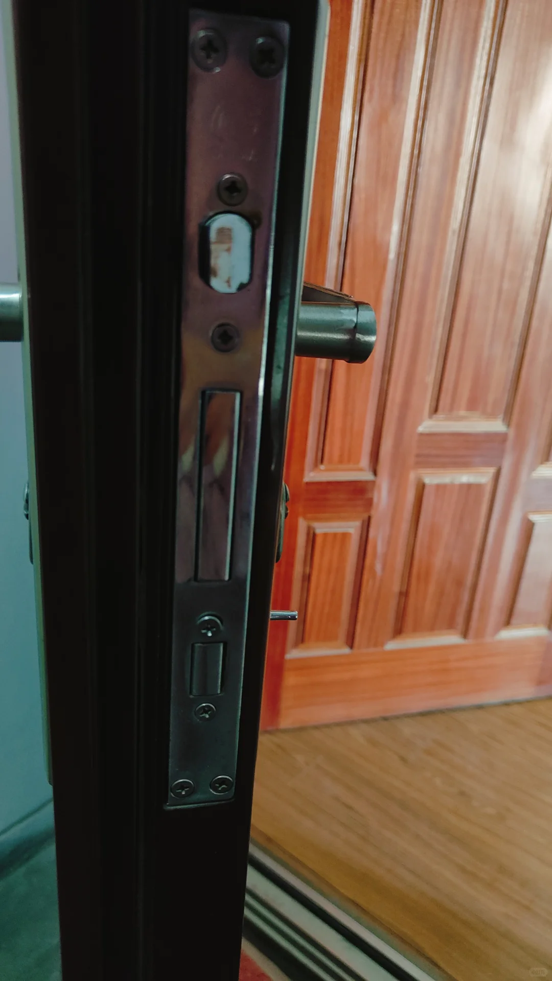 独居女生千万不要安这种锁!