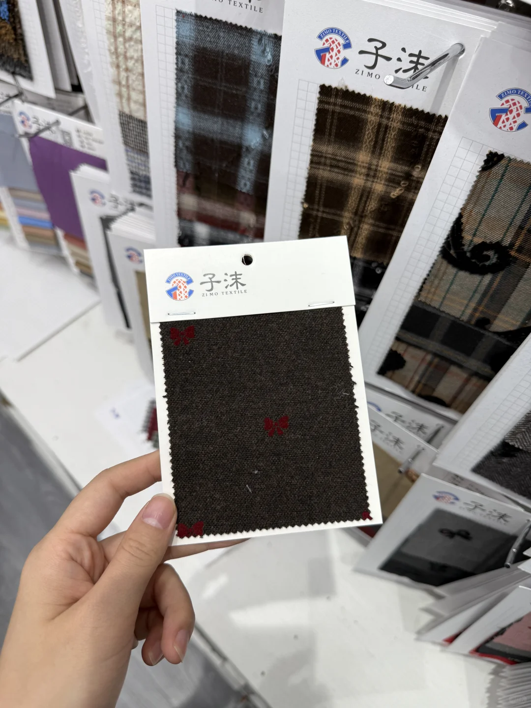 服装面料/秋冬毛呢植绒红绒彩绒面料