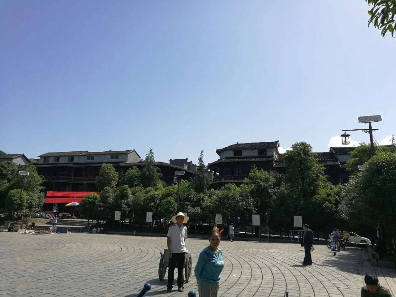 6米太阳能路灯厂家