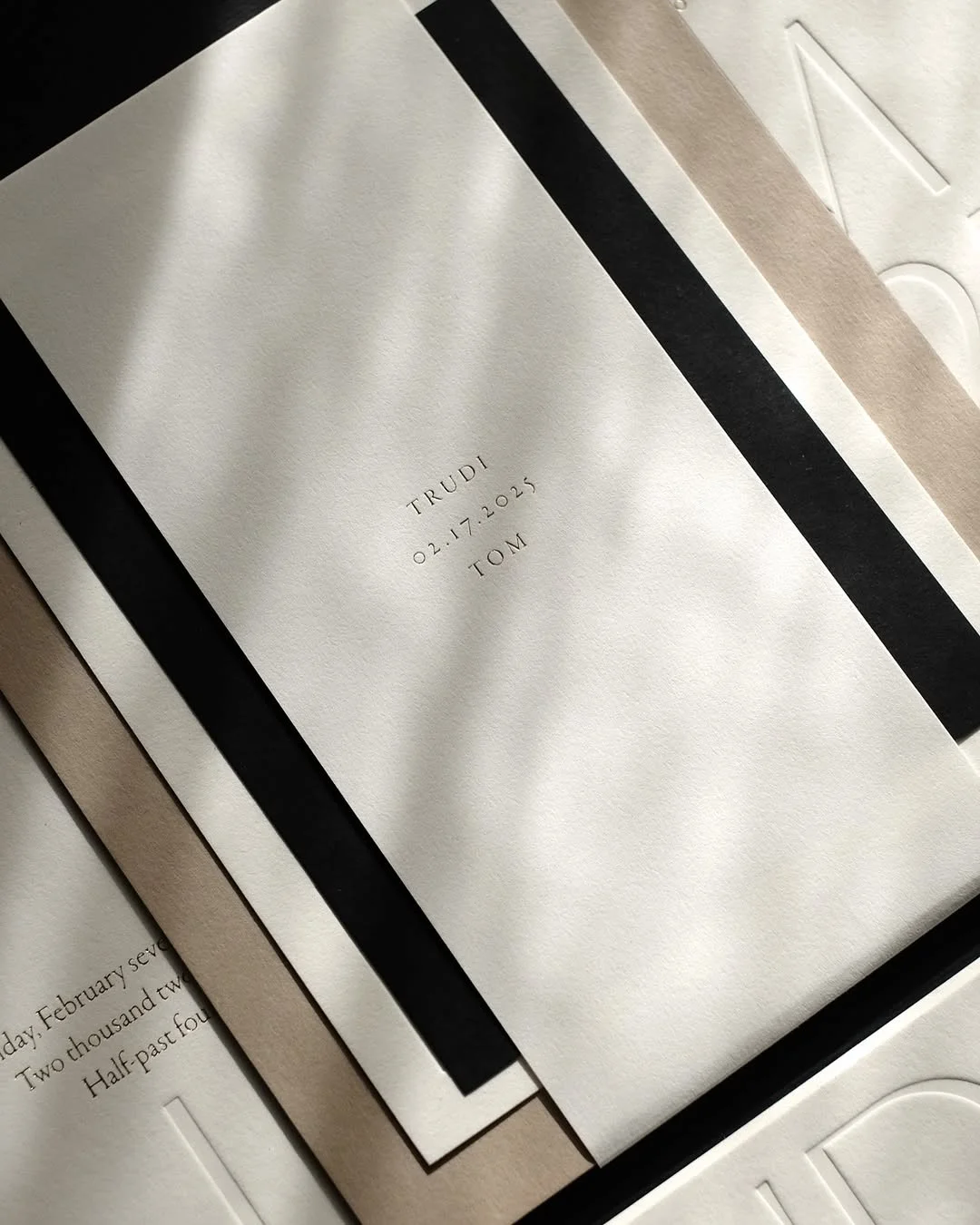 ?特种纸凹凸工艺，让你的设计瞬间高级感UP