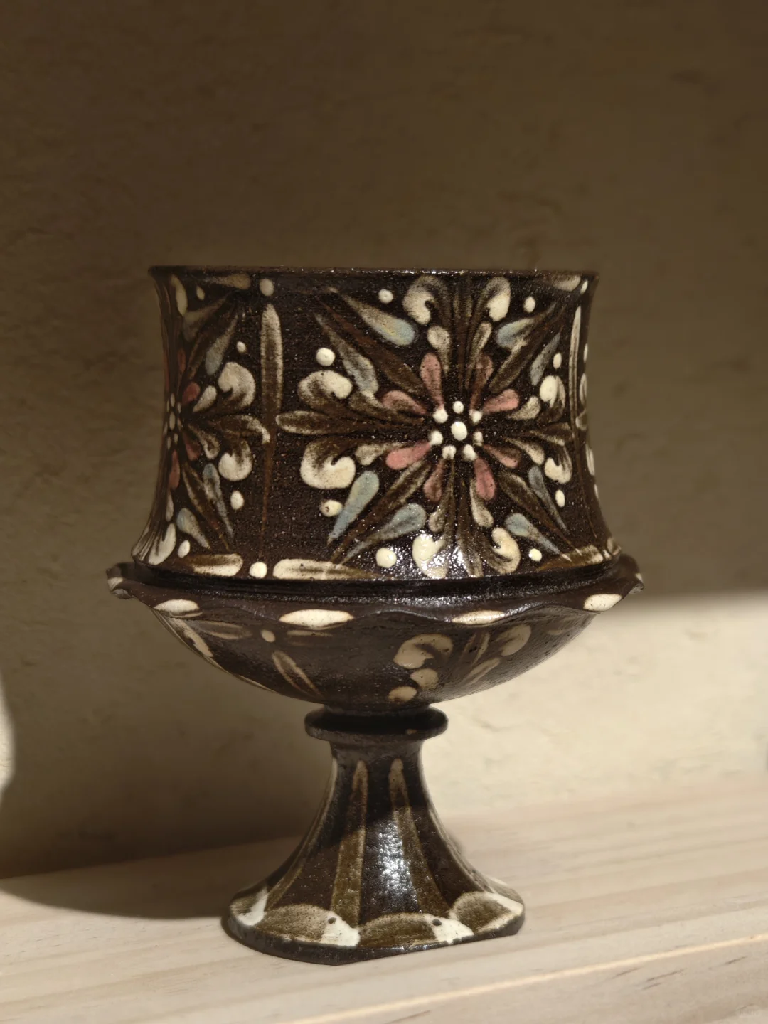 手绘黑陶咖啡杯最新出窑??超级氛围感