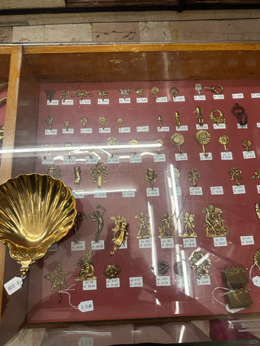 小众探店｜在罗马的五金店里迷失了自己