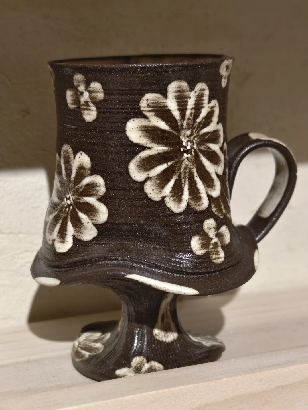 手绘黑陶咖啡杯最新出窑??超级氛围感