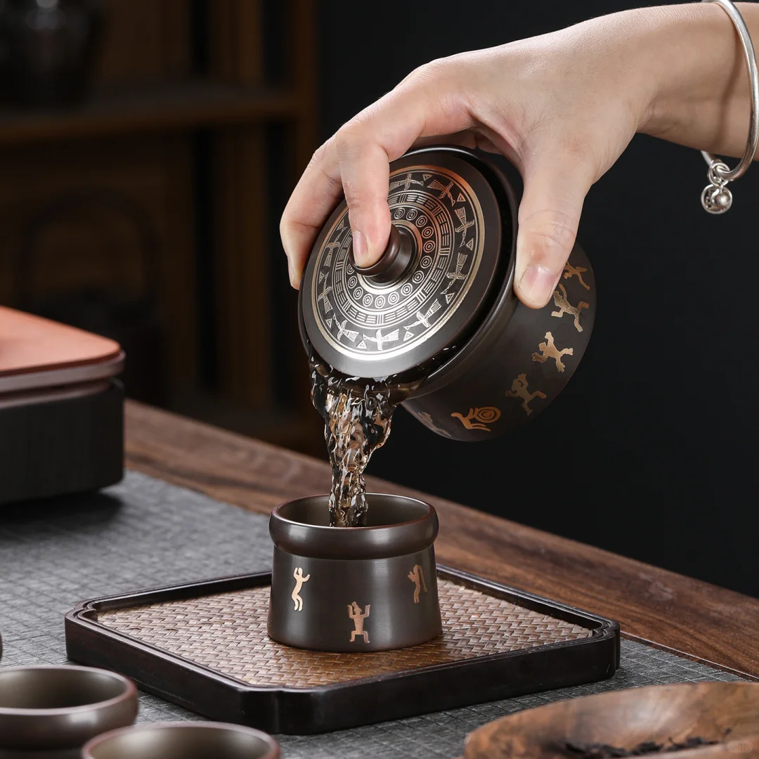 广西文创非遗礼物铜鼓花山盖碗茶器伴手礼