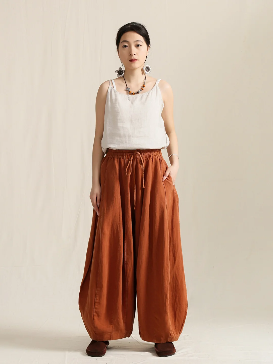 亚麻灯笼裤 ，舒适透气