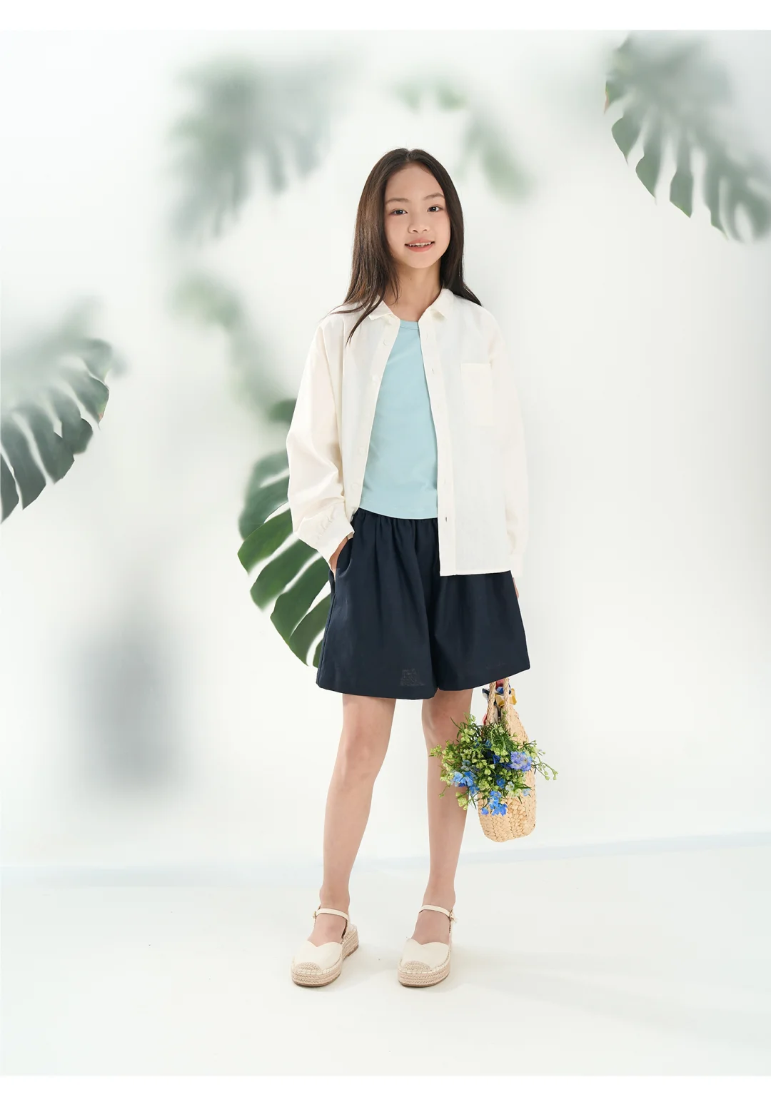 春夏松弛感密码｜棉麻花苞 A 字短裙裤?