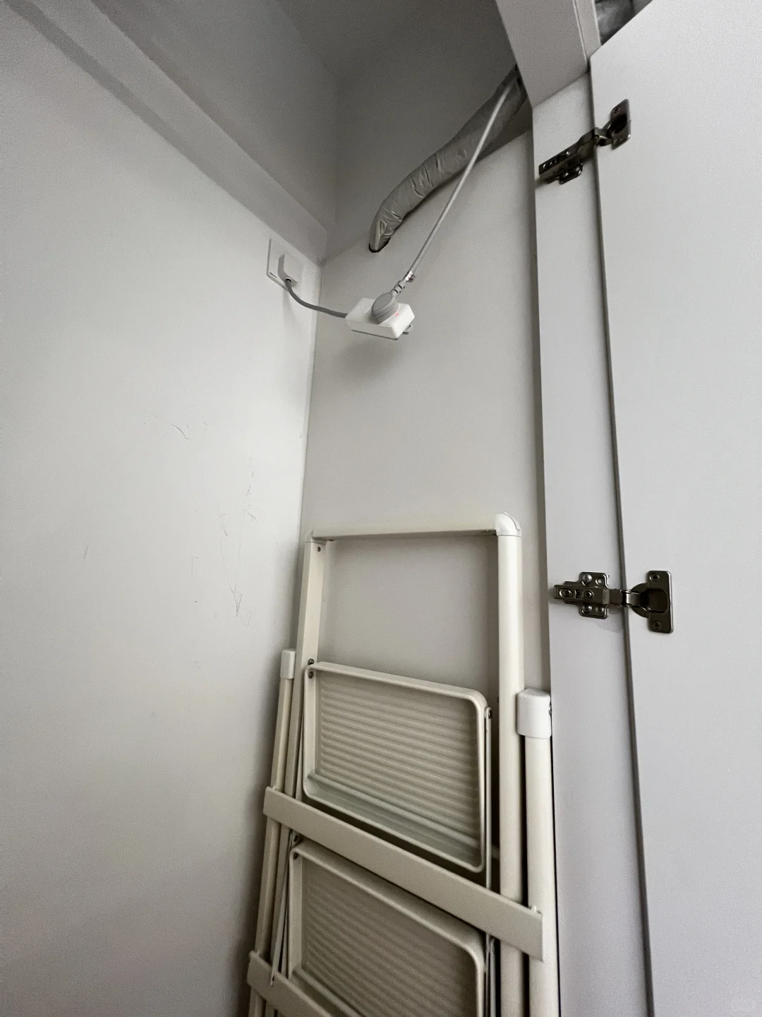 金属衣柜安装细节反馈(使用2年后)