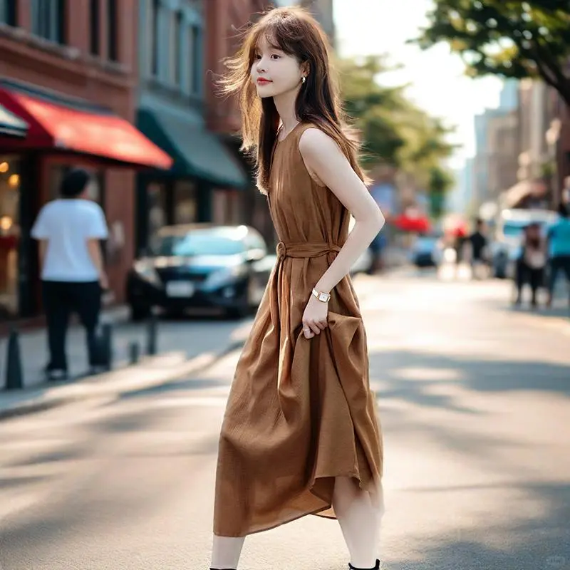 绝绝子！哥弟压褶 A 字裙太迷人