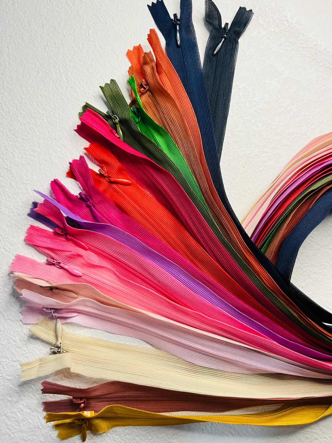 ?【小红书推荐！18色60cm隐形拉链】?