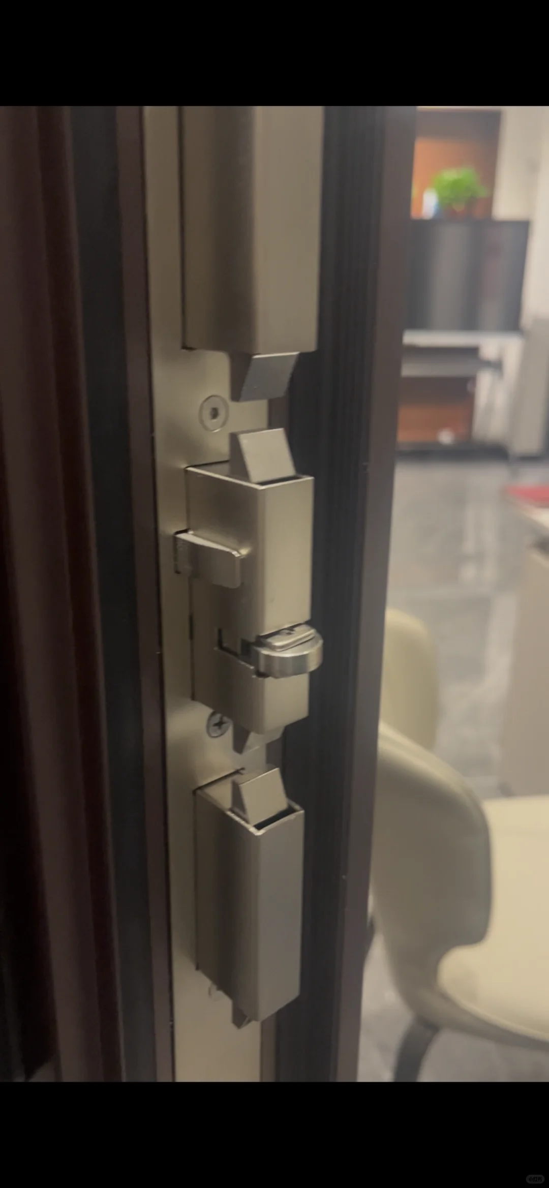 门锁还漏风？王力智能门真省心