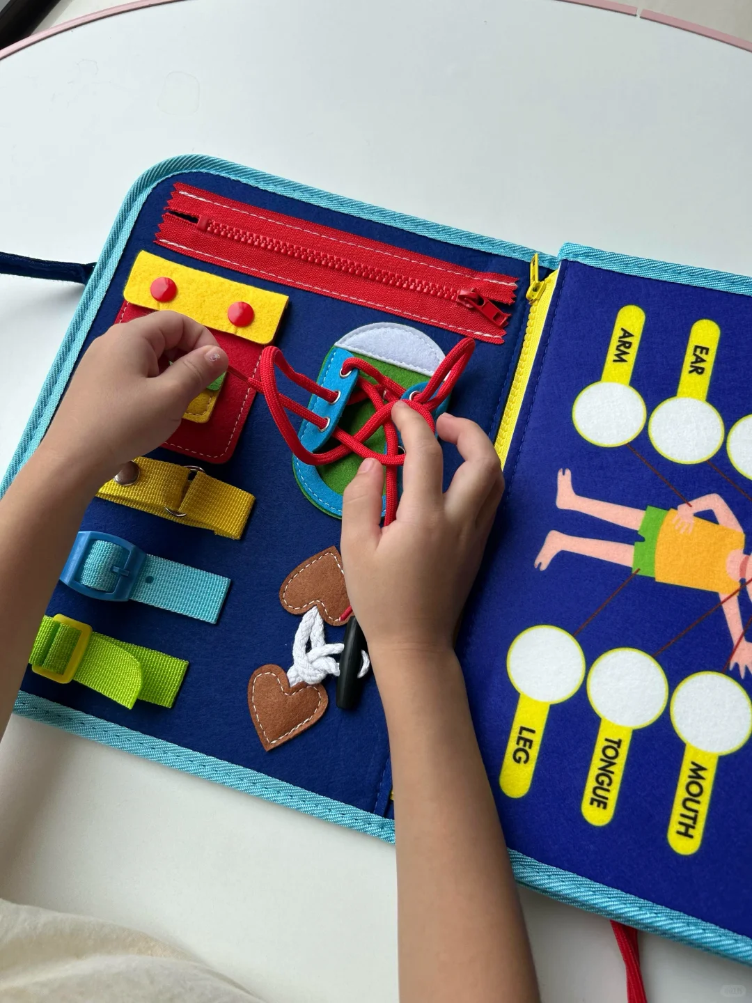 泪崩了!当妈2年才悟透:有些玩具真不如不玩