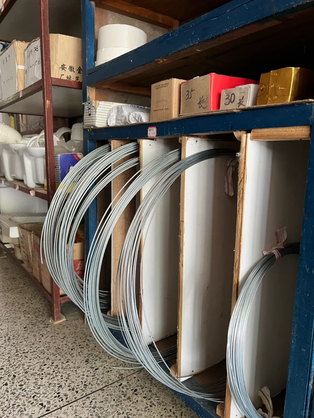 浦江乡下的这家五金小店,堪称收纳届天花板