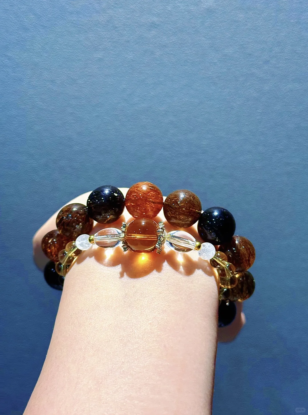 标题越短，事情越大