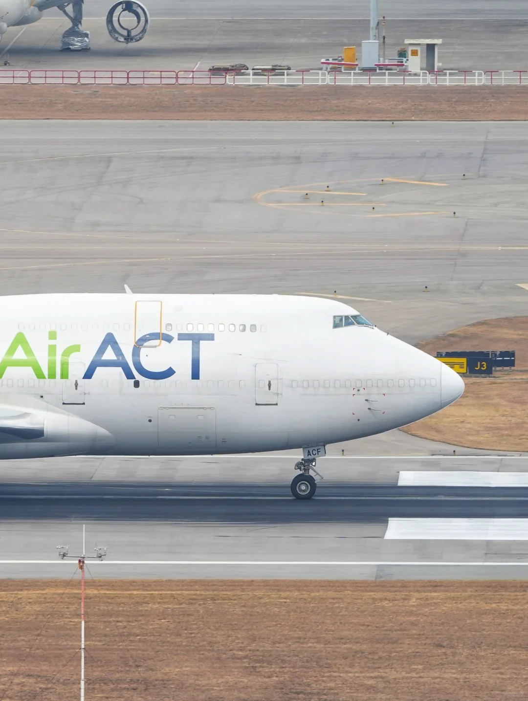 多次易主依旧服役,高龄女王为何经久不衰?