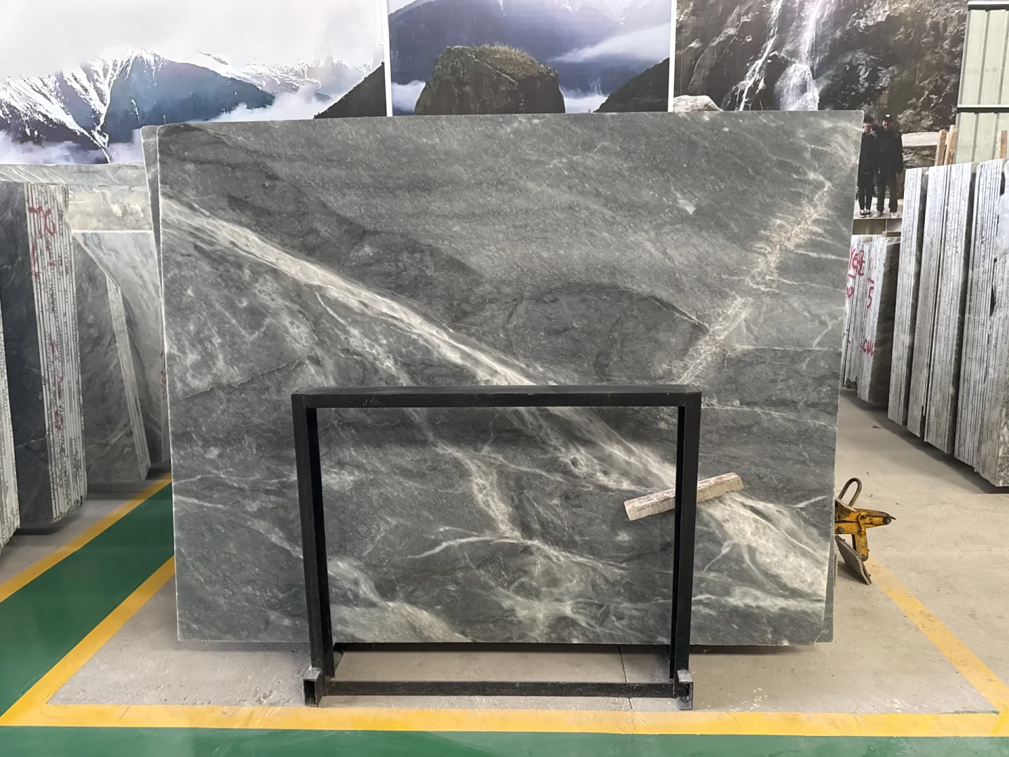 有没有做工程的老板需要灰石