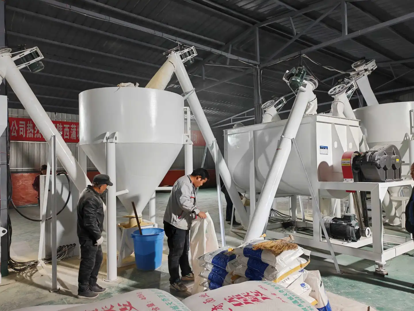 不同规模养殖必备!饲料颗粒机全套设备价格