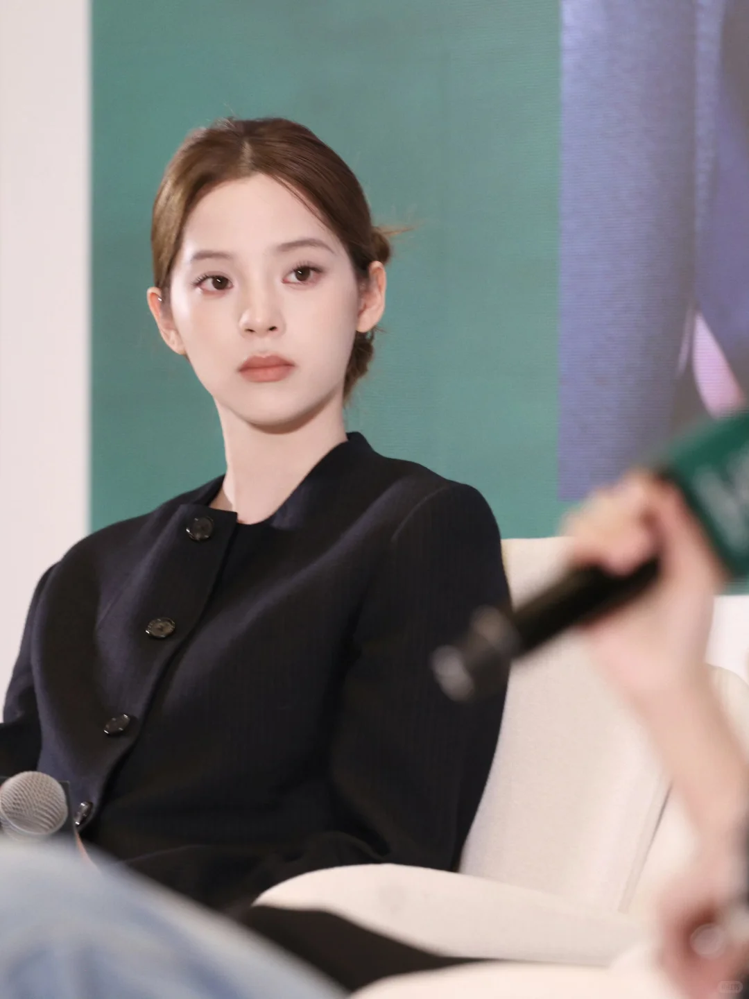 今日出席活动的Nabi，气质沉静的高智感女友