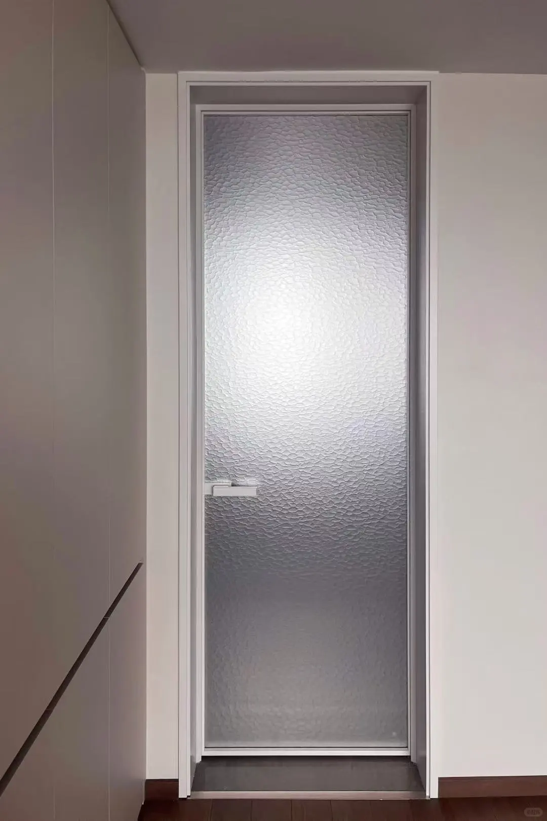 TATA卫生间新款LB合金门