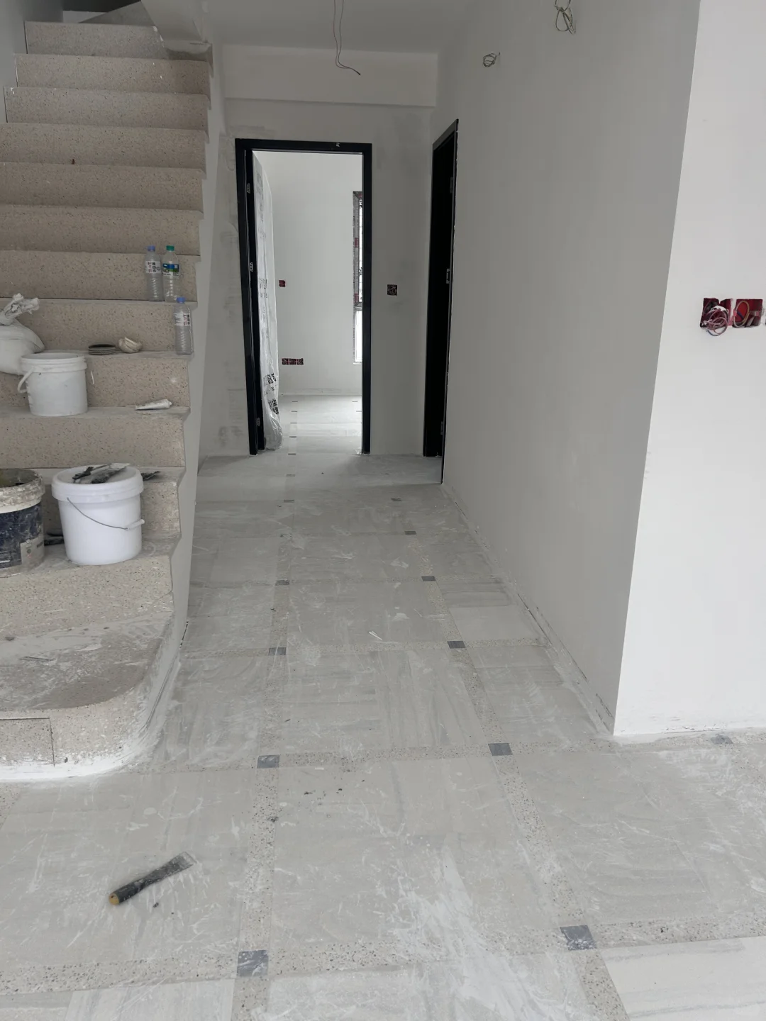 关于我五层楼地面和楼梯都是做的水磨石