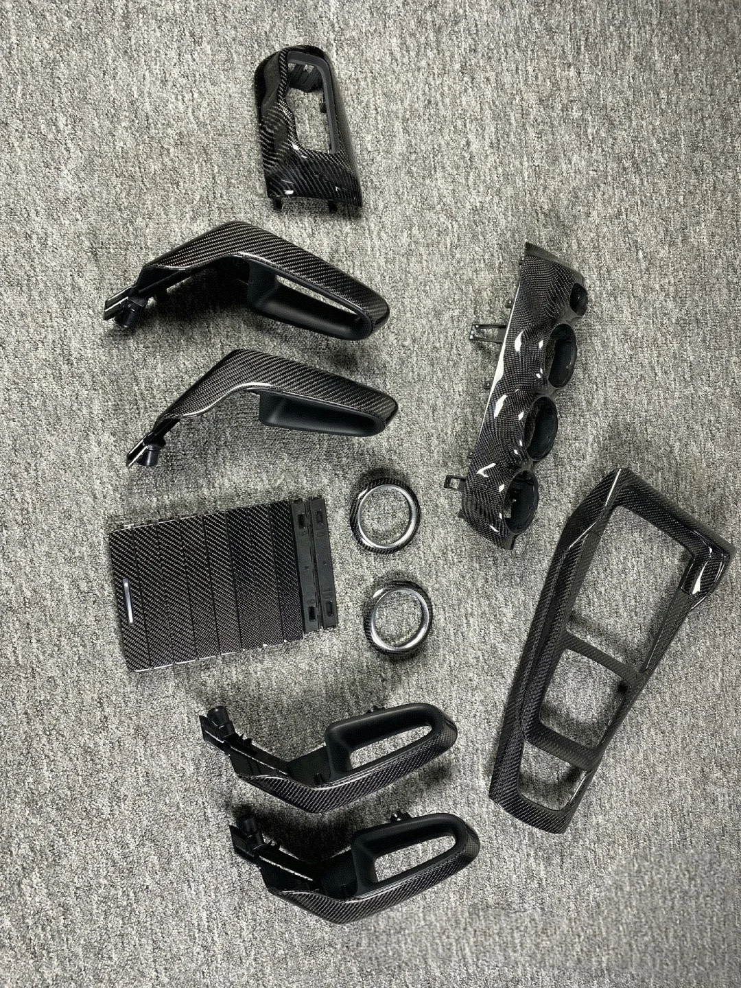 ?【硬核智造装备｜碳纤维成型的关键一步