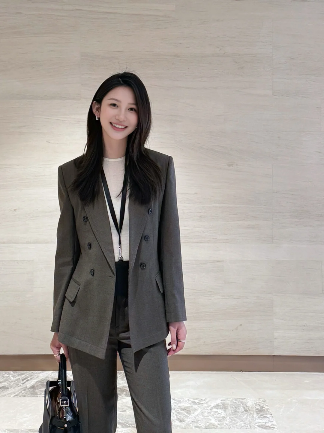 周一穿搭 通勤高智感