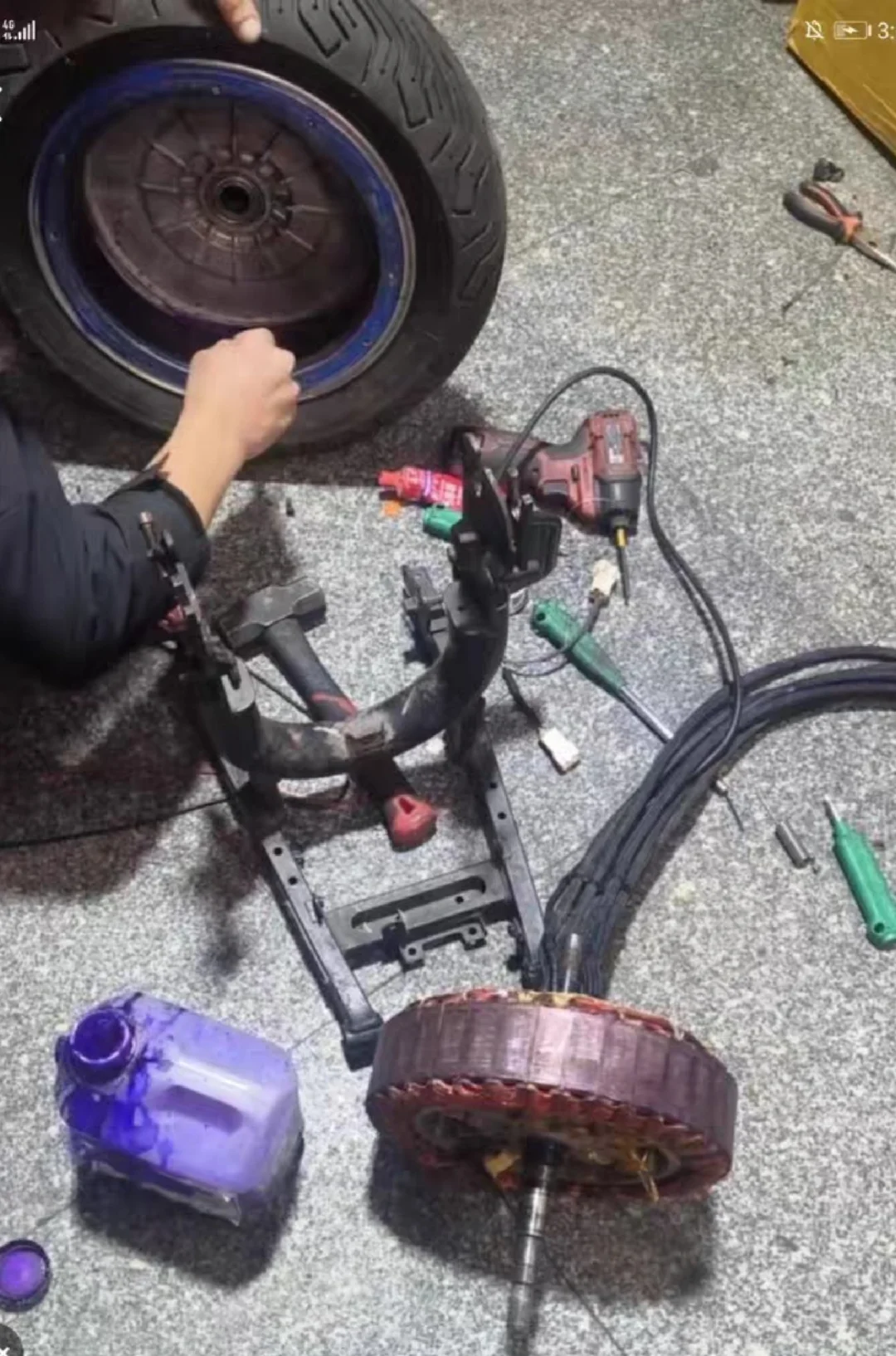 专业维修师傅上门维修电机霍尔等问题